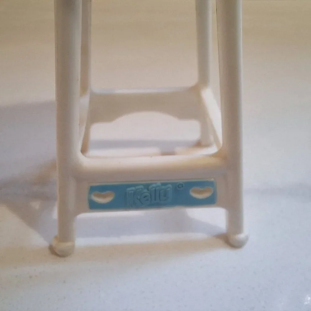 1998 Mattel Kelly Barbie High Chair McDonalds Moves Happy Meal Hair Burger‎ Toy